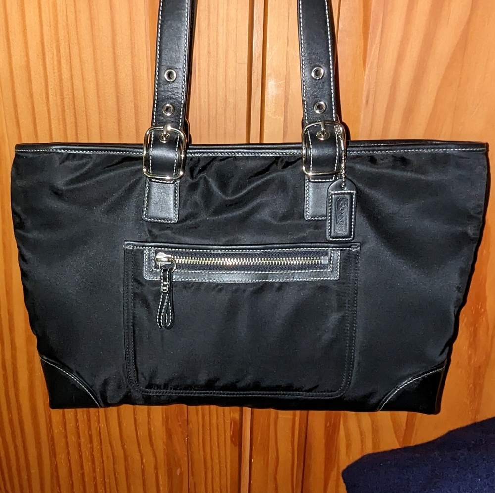 Vintage Coach black nylon tote .4450